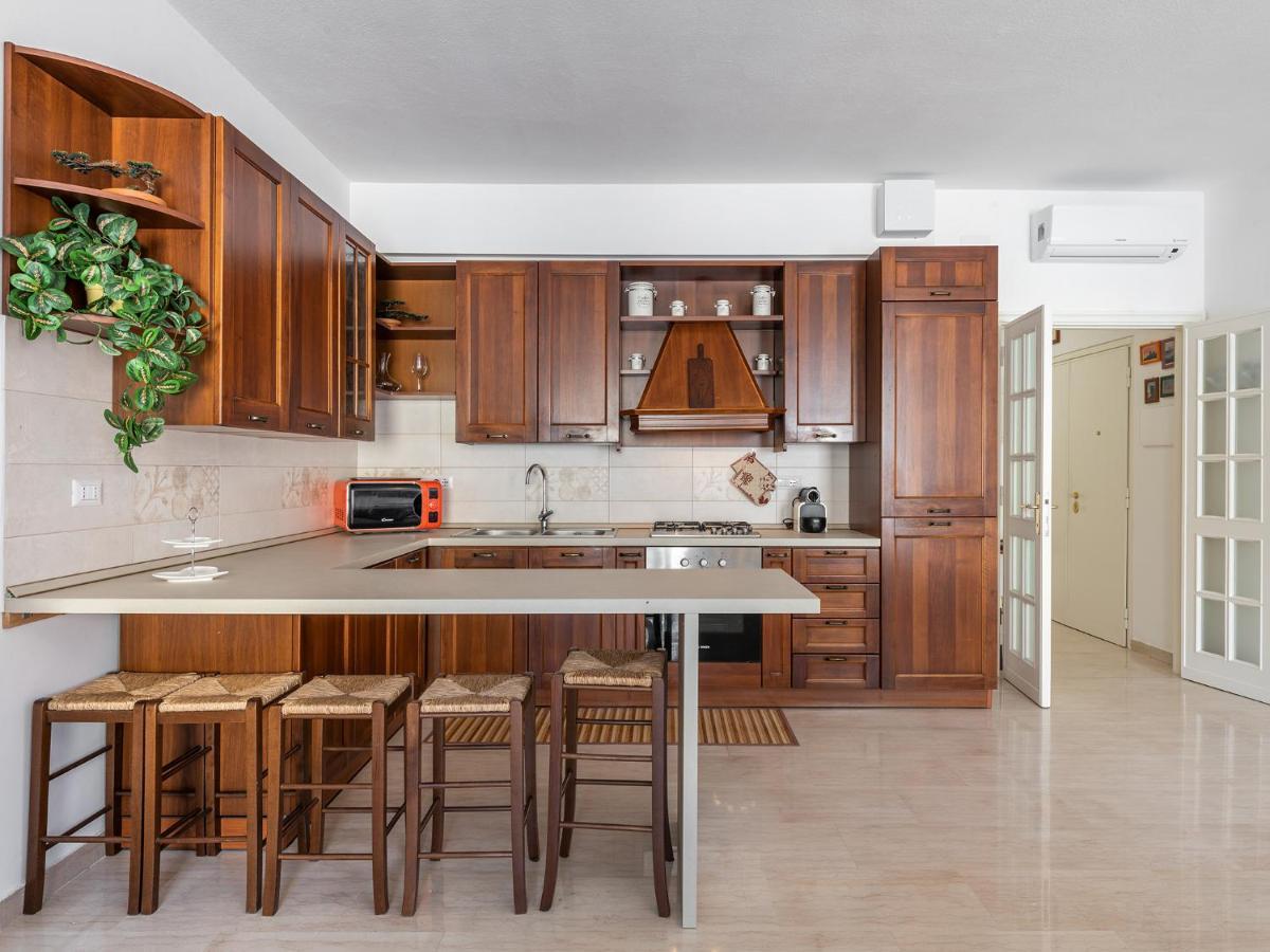 Apartment On Shopping Street Cagliari Bagian luar foto