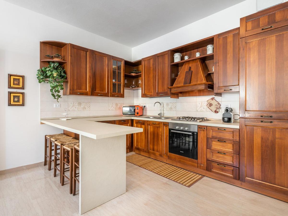 Apartment On Shopping Street Cagliari Bagian luar foto